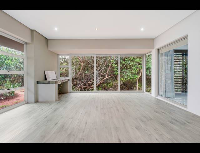 3 BEDROOM TOWNHOUSE FOR SALE IN ZIMBALI ESTATE